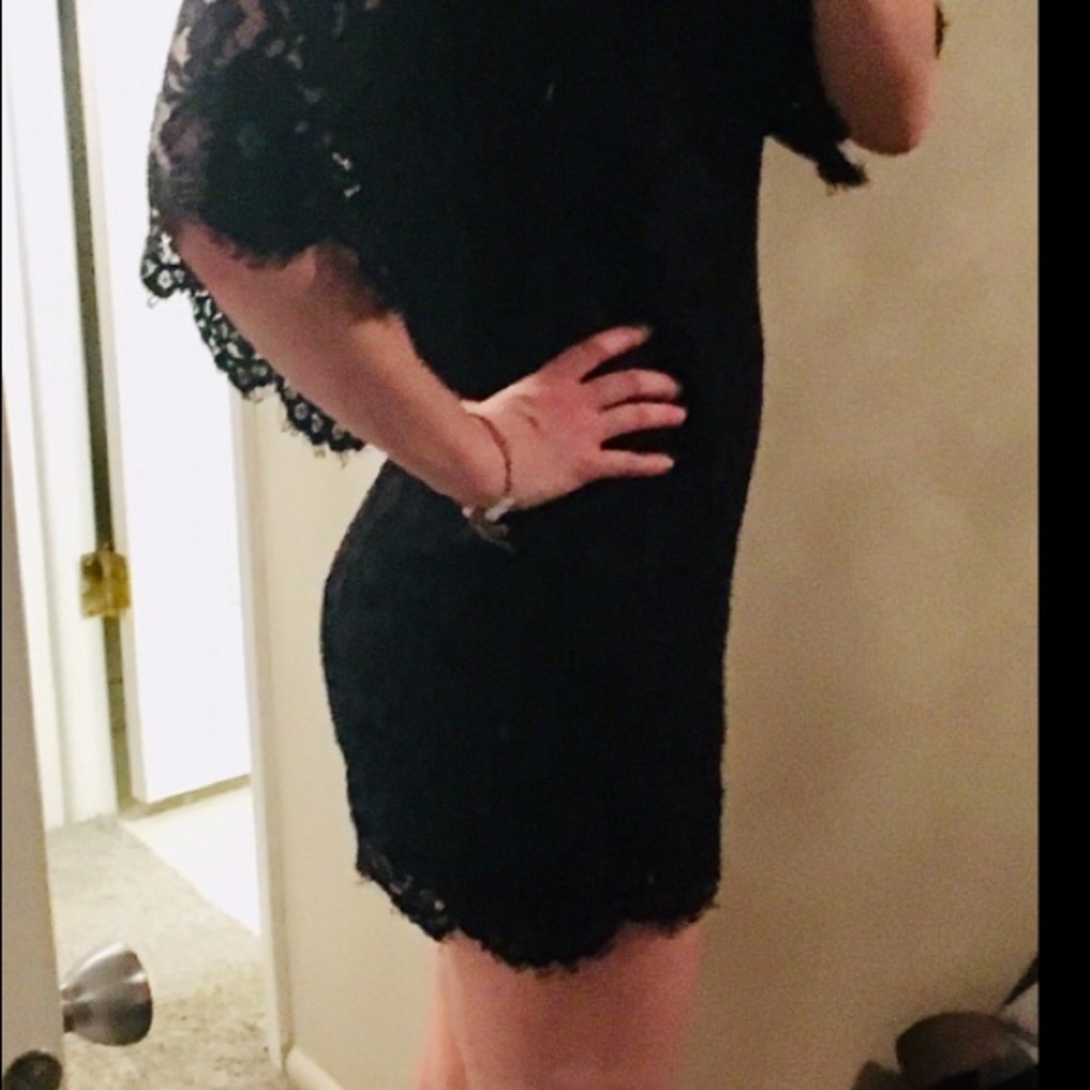 Black lace Lulu’s mini dress - Picture 8 of 8